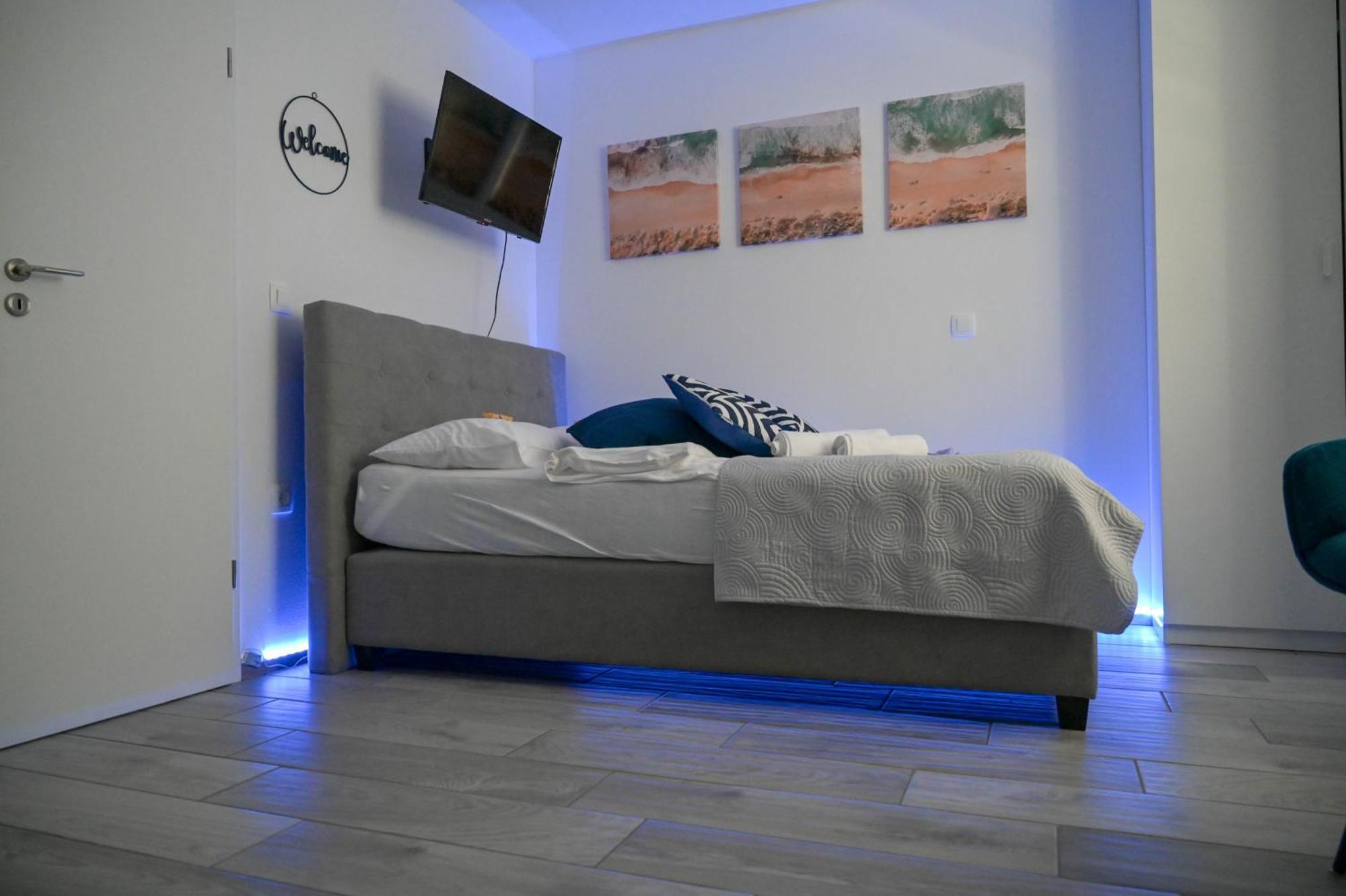 Blue Apartment With Free Parking Liubliana Exterior foto